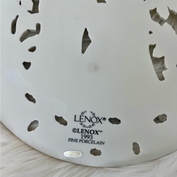 Lenox Collections “The Holy Family” collectors place. Paperwork included. - Picture 5 of 7